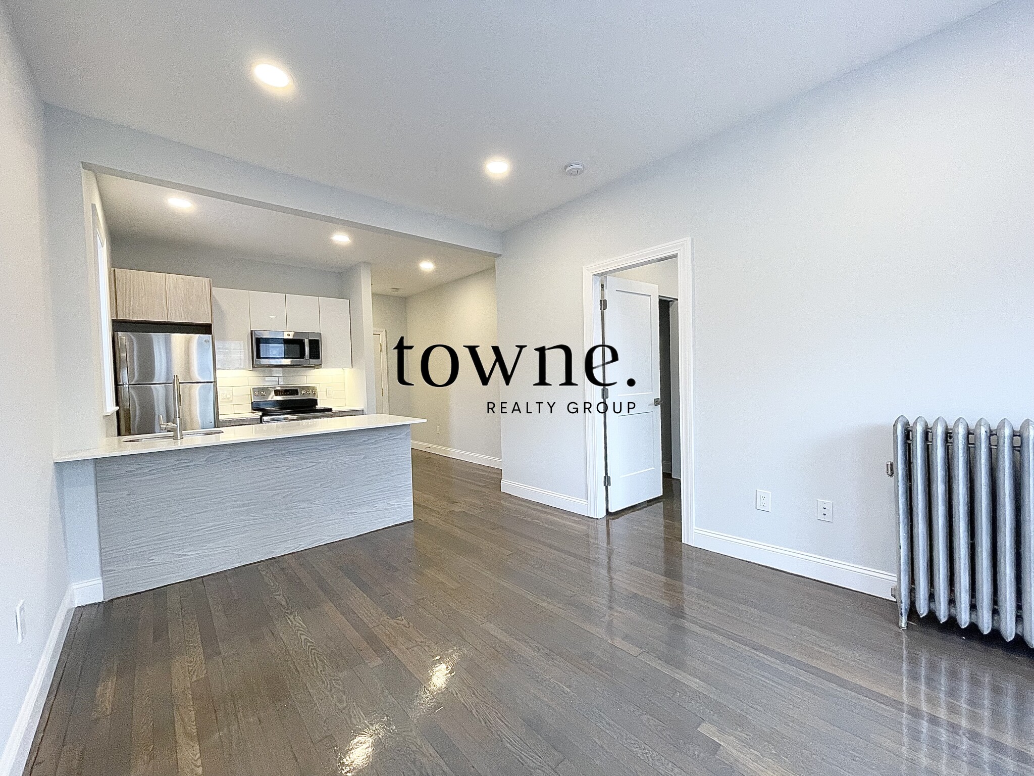 111 Queensberry St, Fenway