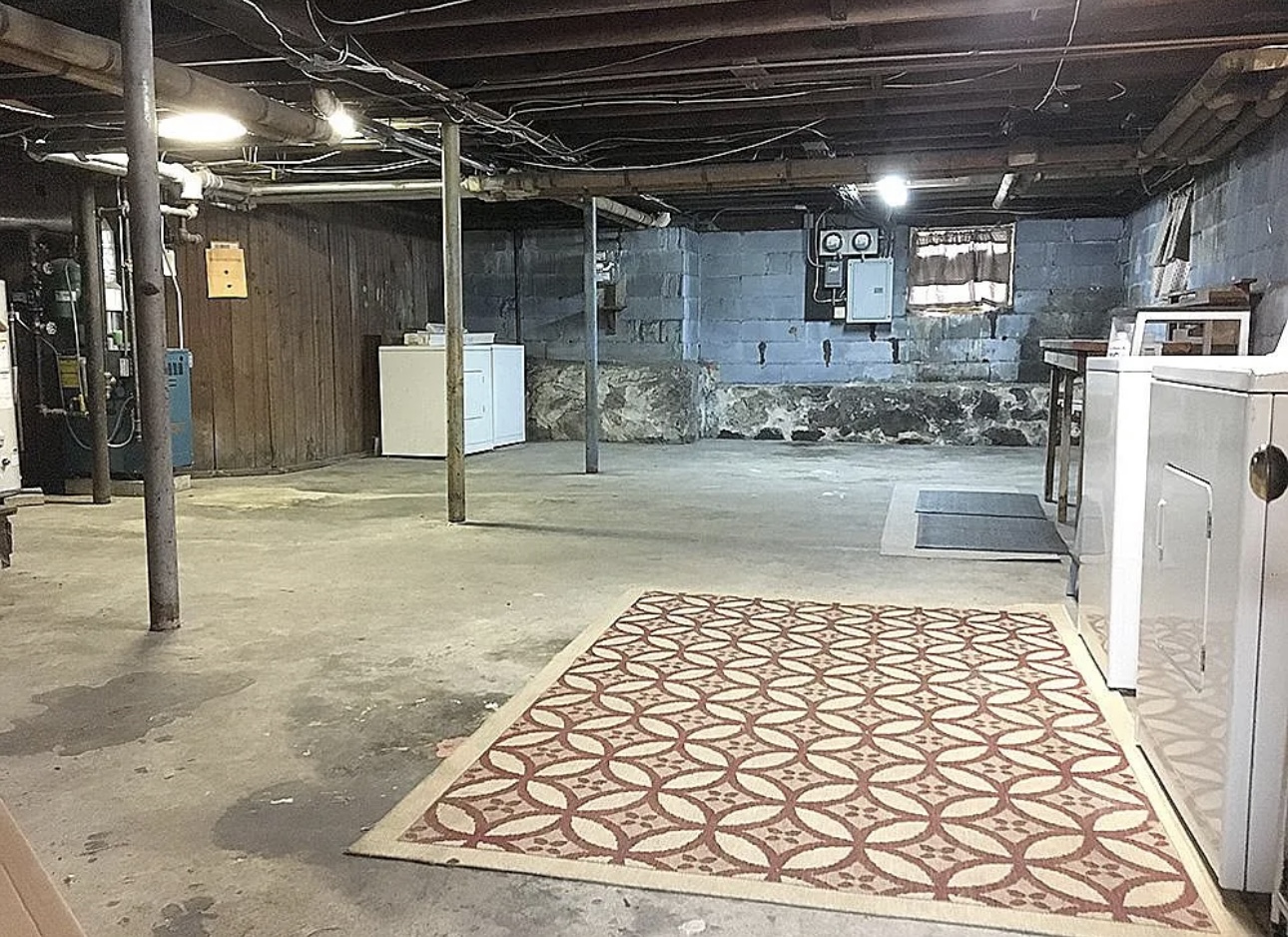 78 Temple Ave, Winthrop