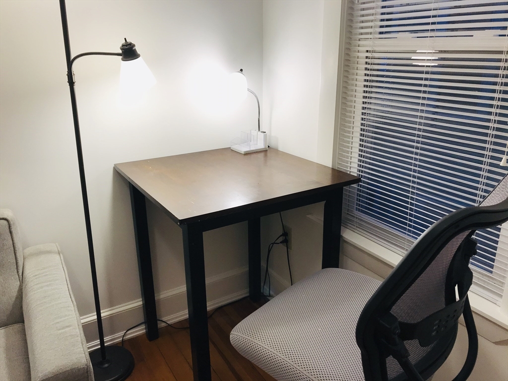 5 Lexington Ave, Powder House Square