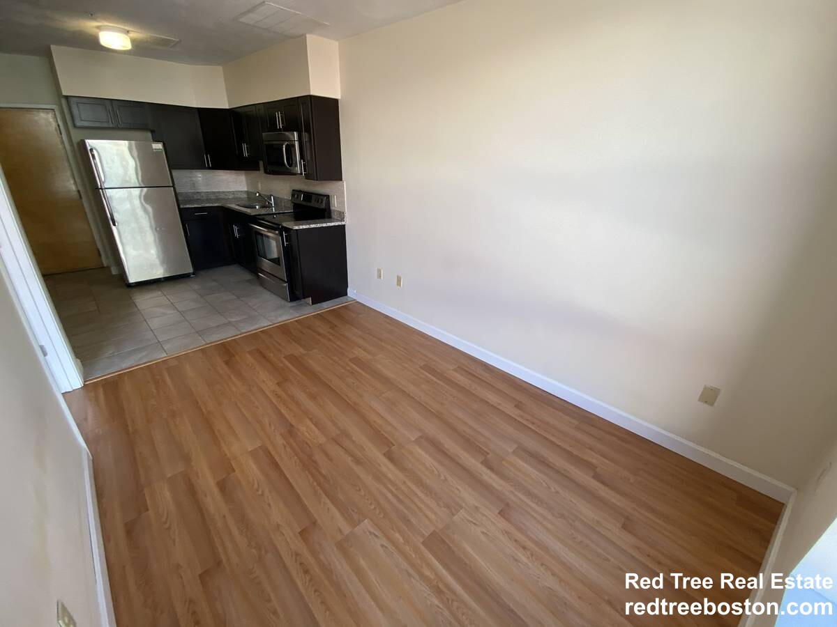 81 Essex St, Chinatown