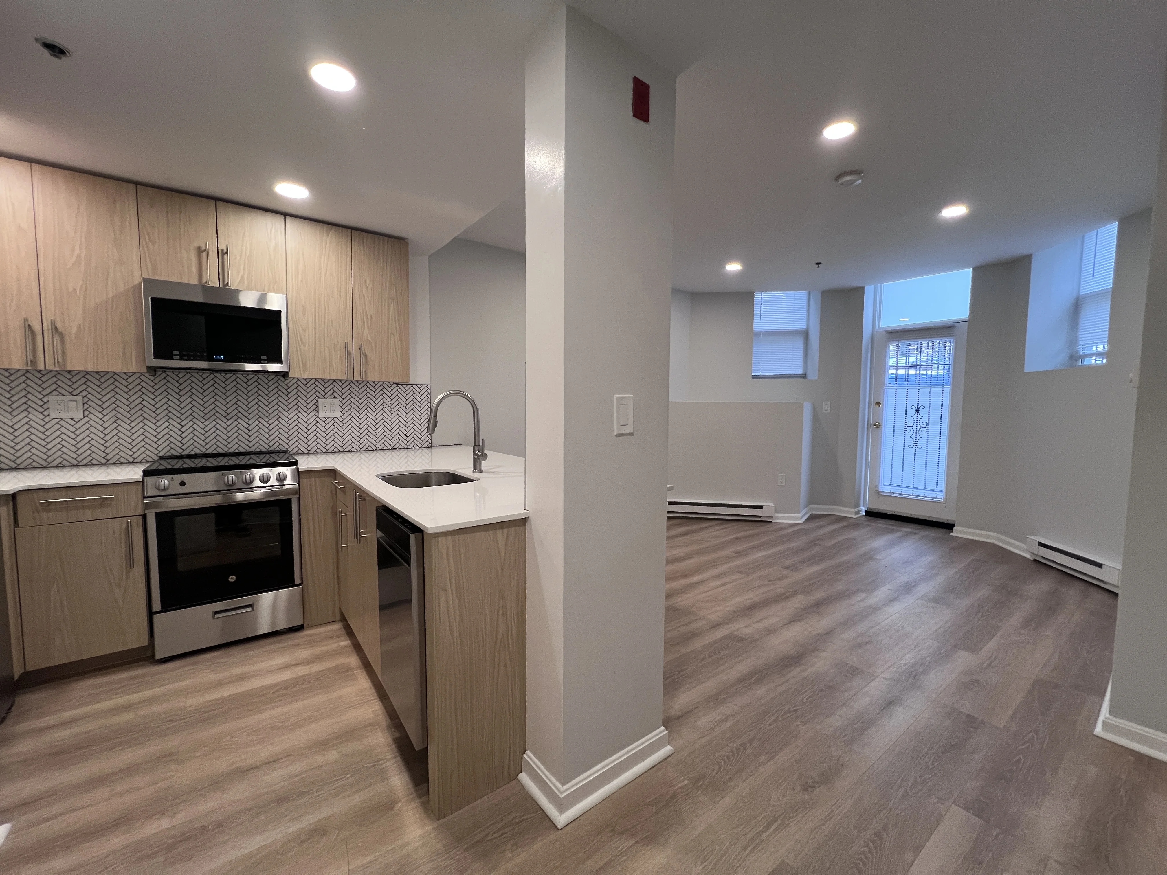 24 Queensberry St, Fenway