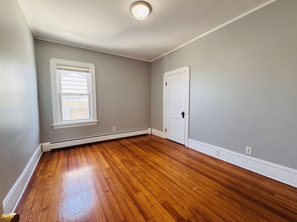 171 Hunter St, Fall River