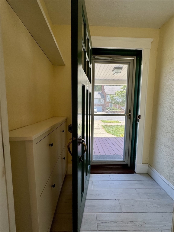 238 Washington, Winchester