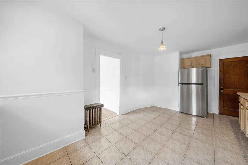 180 Faneuil St, Brighton