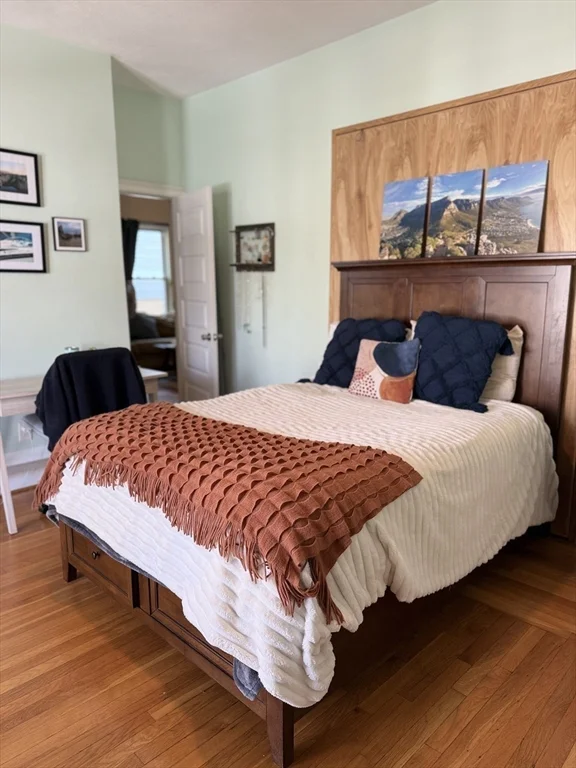 55 Glenwood, Winter Hill