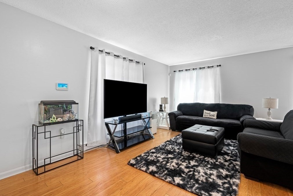 98 Eastern Ave, Worcester