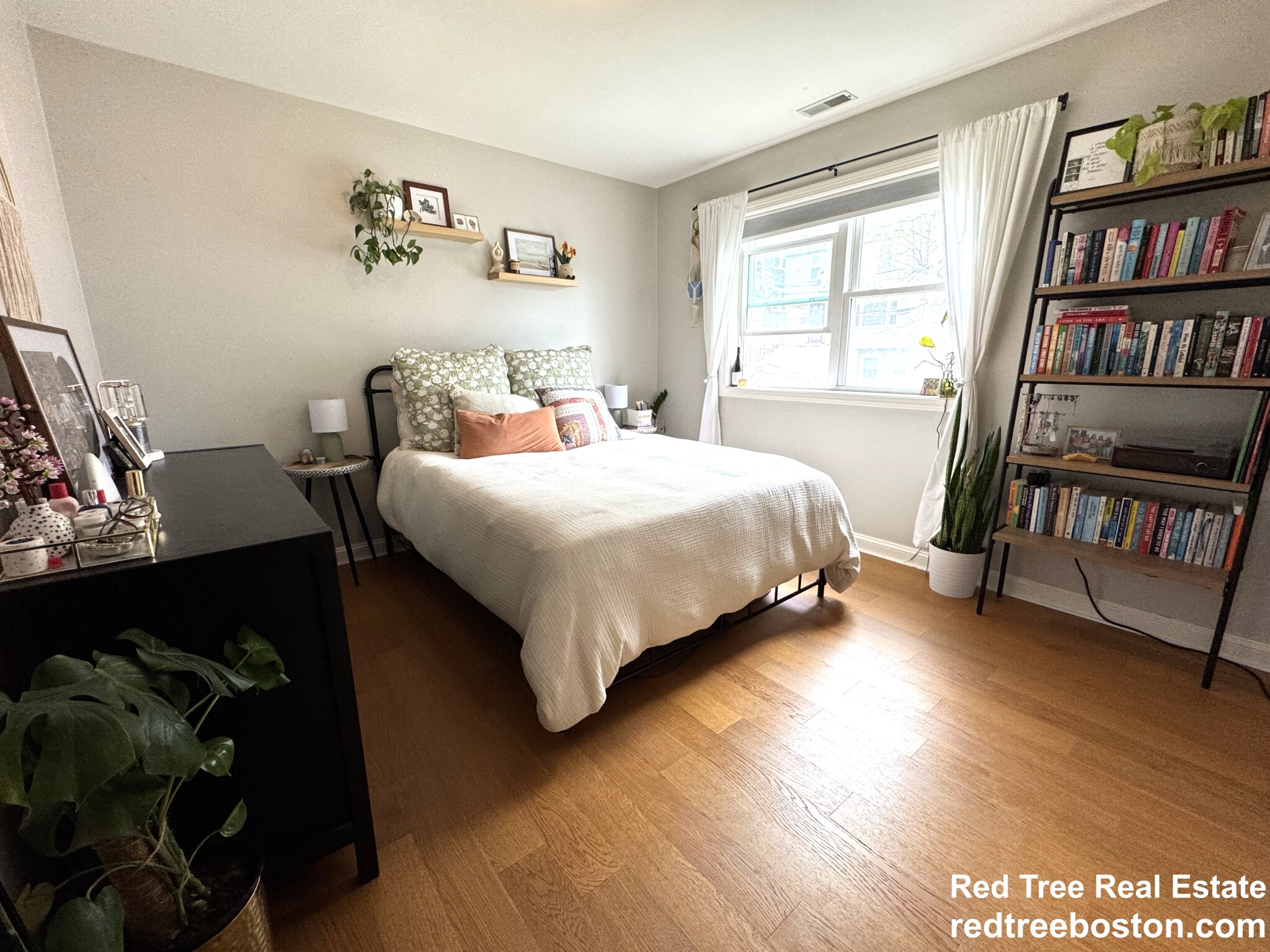 4 North Crescent Circuit, Brighton