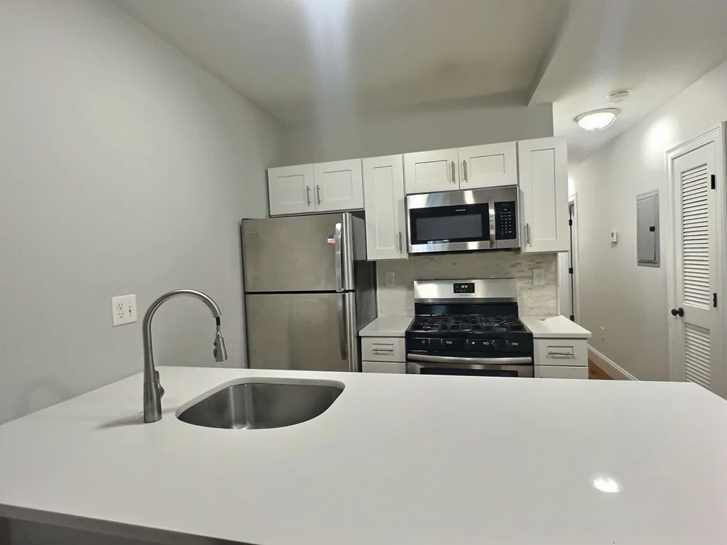 255 Paris, East Boston