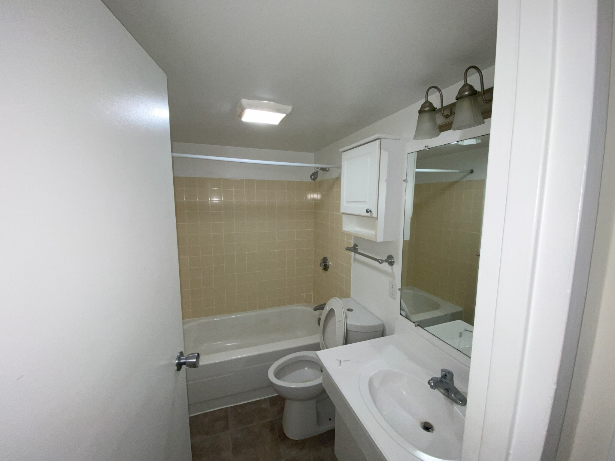 1450 Worcester Rd, Framingham