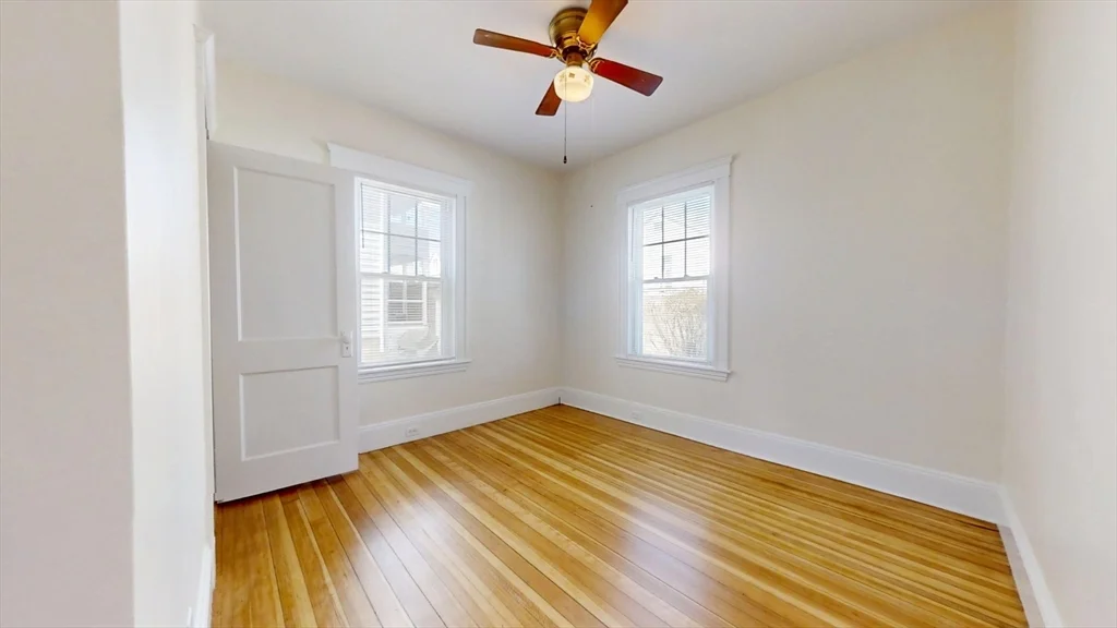 11 Clyde Rd, Watertown