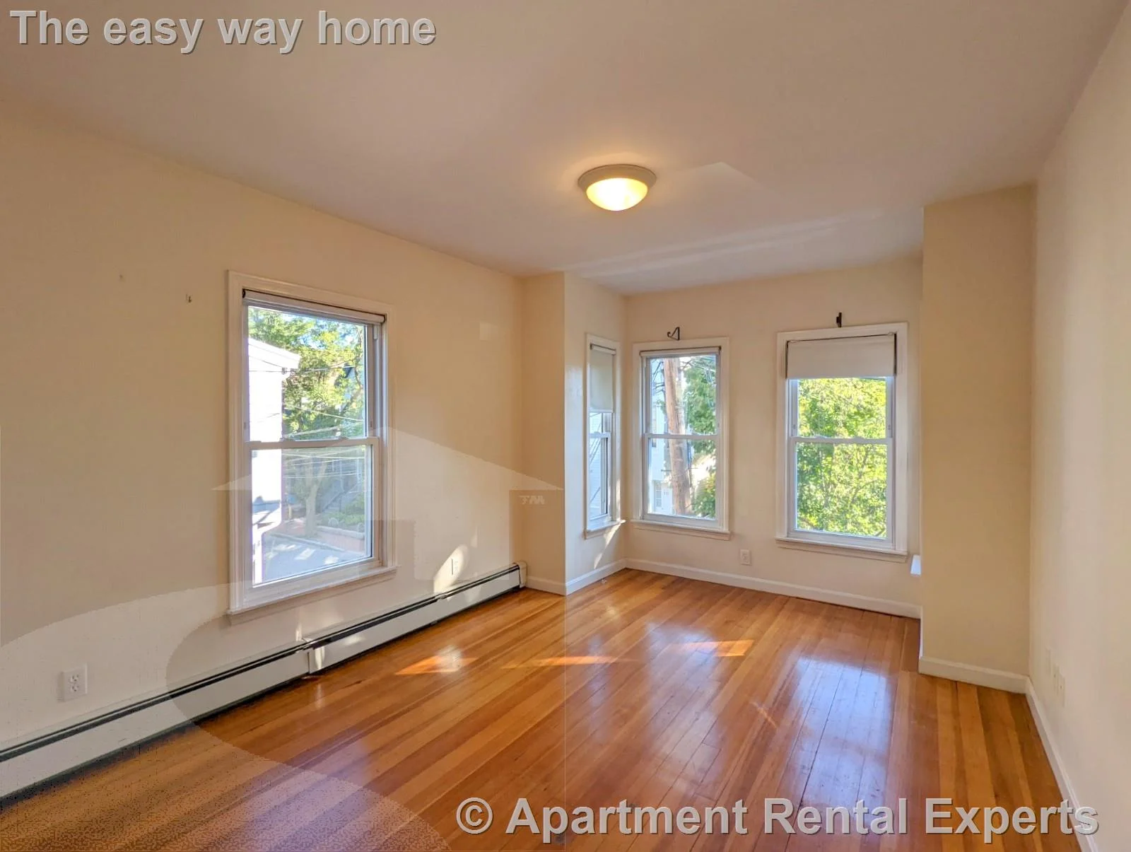 7 Locke St, Davis Square