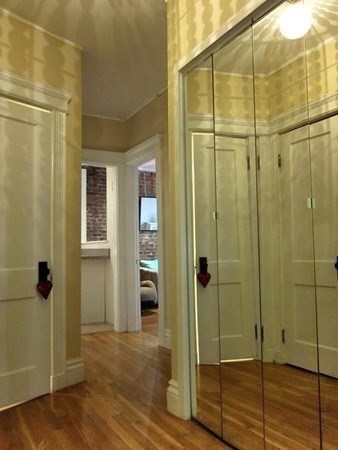 31 Queensberry St, Fenway