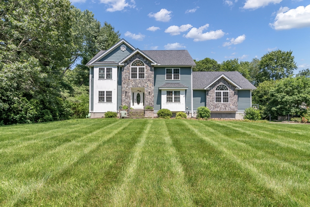 322 Nashua Rd, Billerica
