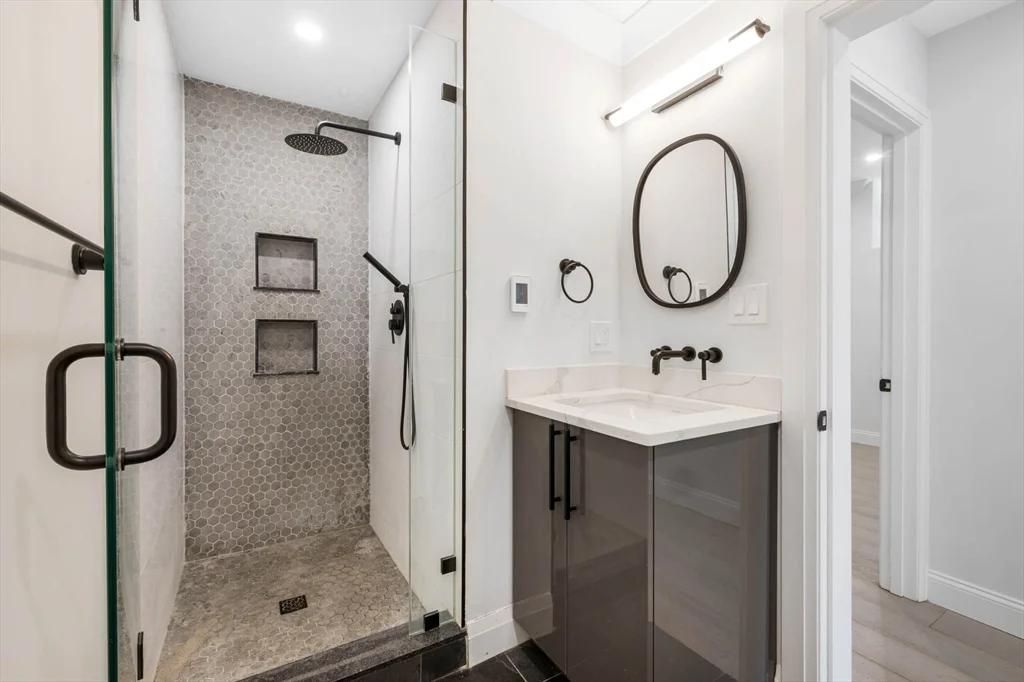 1430 Columbia Rd, South Boston