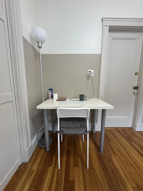 89 Chester St, Allston