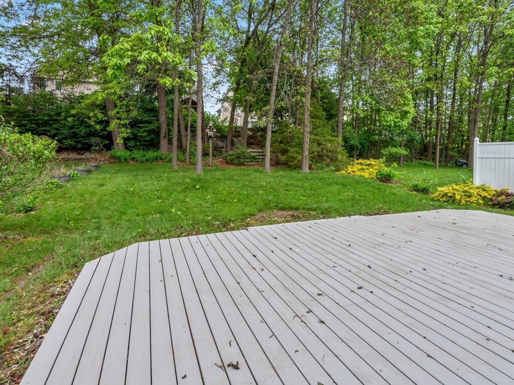 9 Angela Rose Ln, Worcester