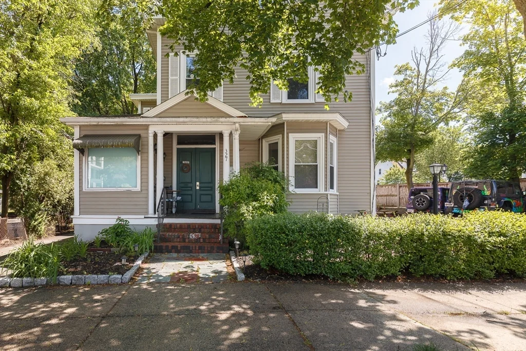 327 Lafayette St, Salem