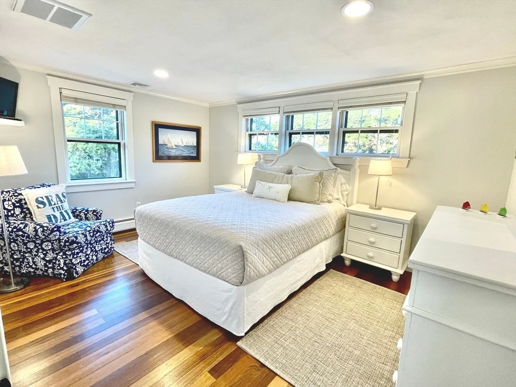 1A Pochick Ave, Nantucket