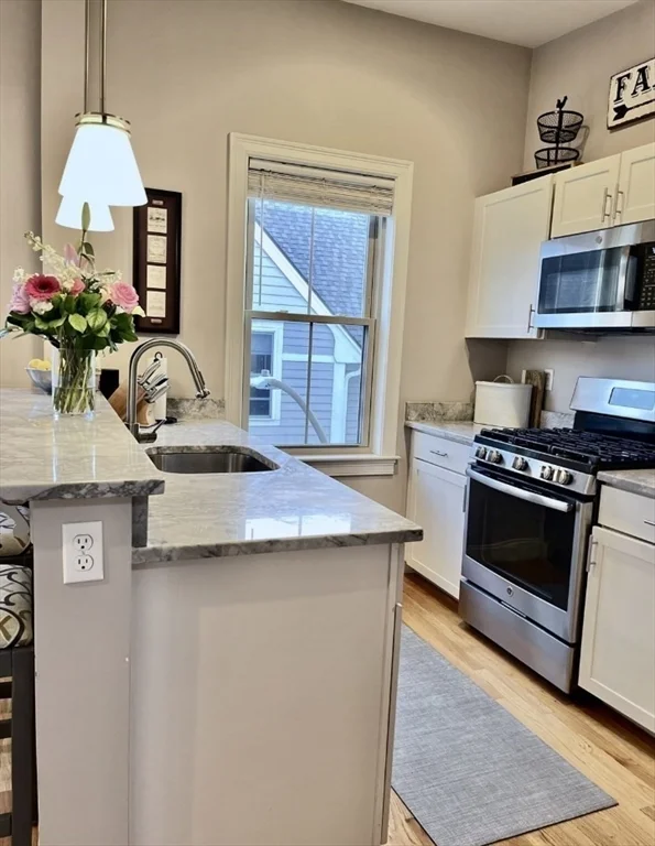 236 E St, South Boston