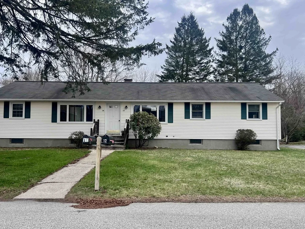 12 Saran Ave, Bedford