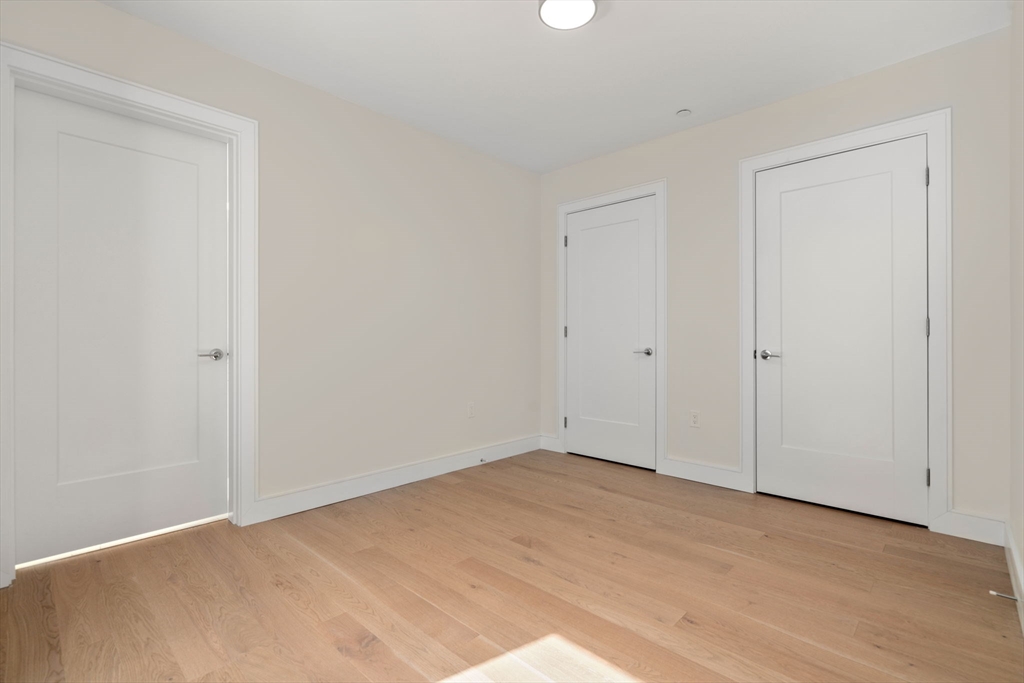 301 Border St, Central Square