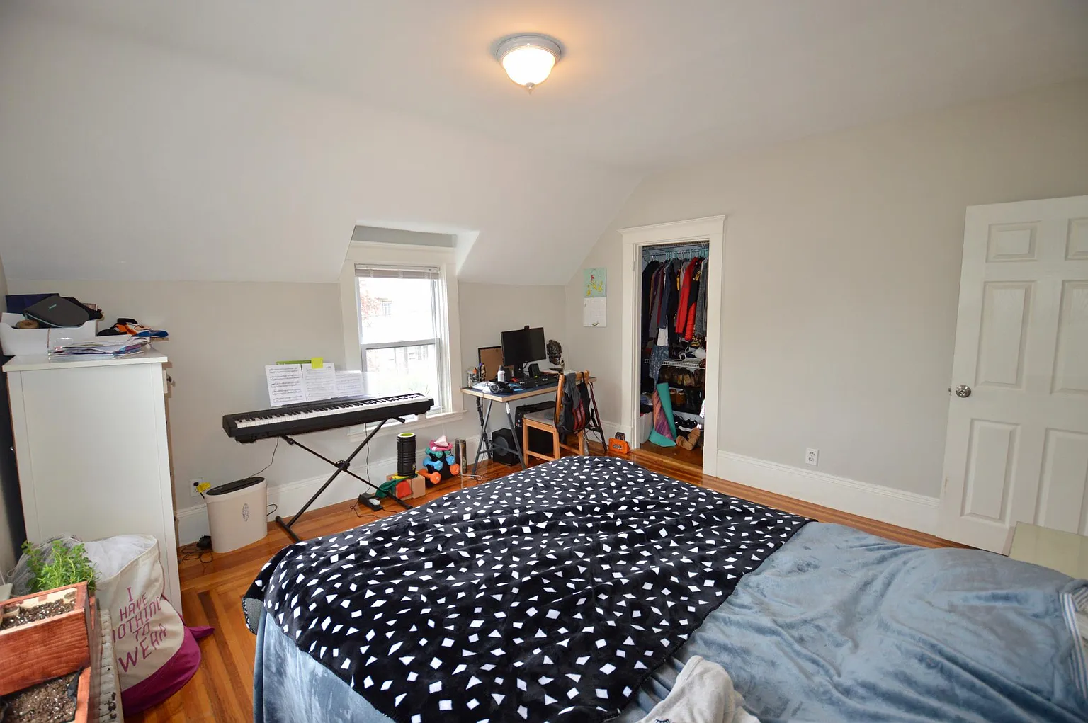 8 Trafford St, Quincy