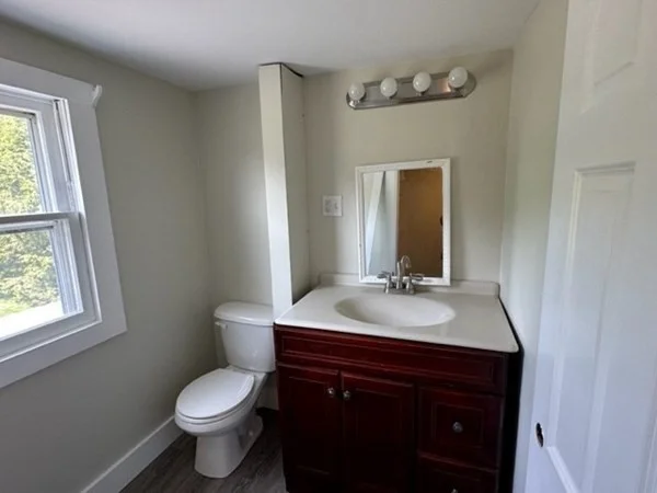58 Hancock, Sheldonville