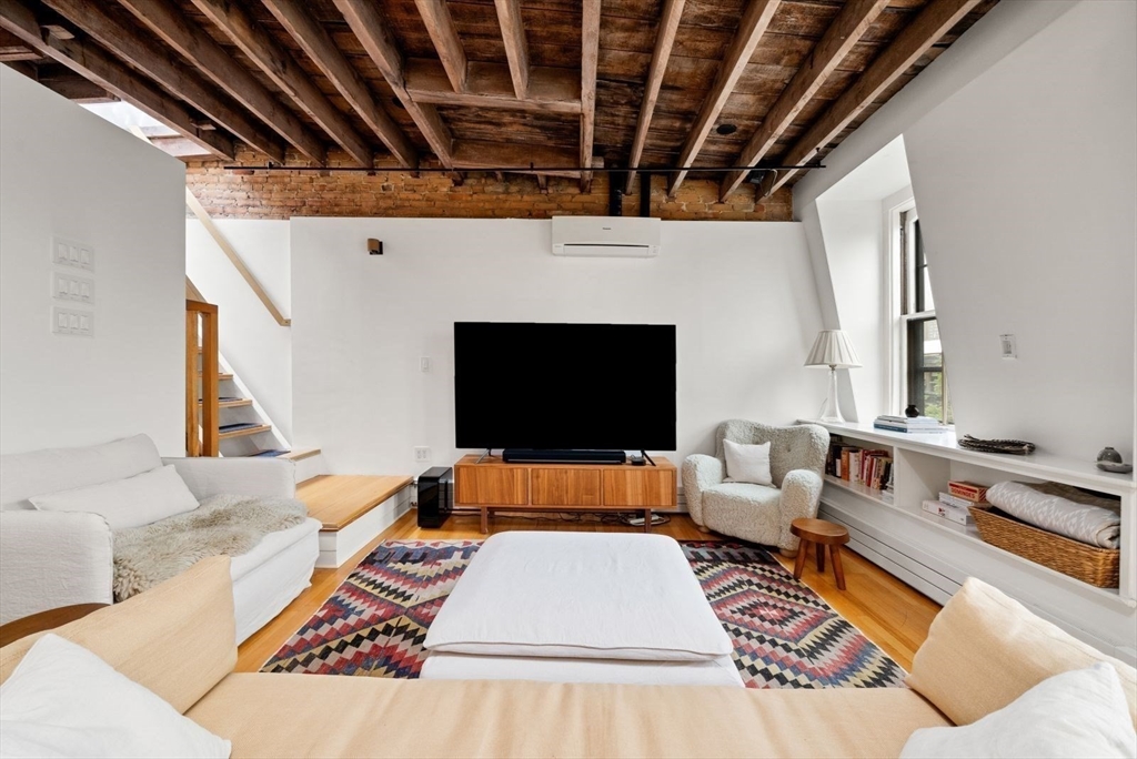 90 Appleton, South End