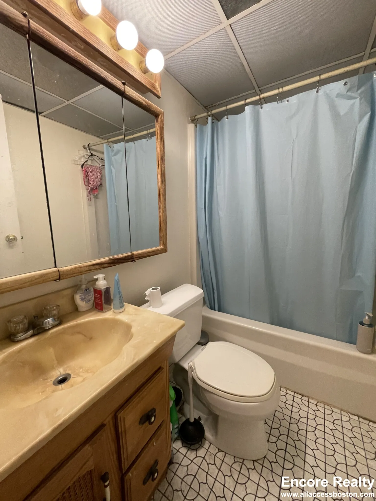 1243 Beacon St, Coolidge Corner