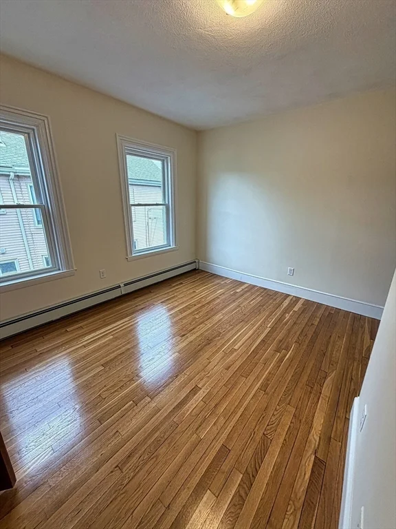 12-14 Mckenn St, Waltham