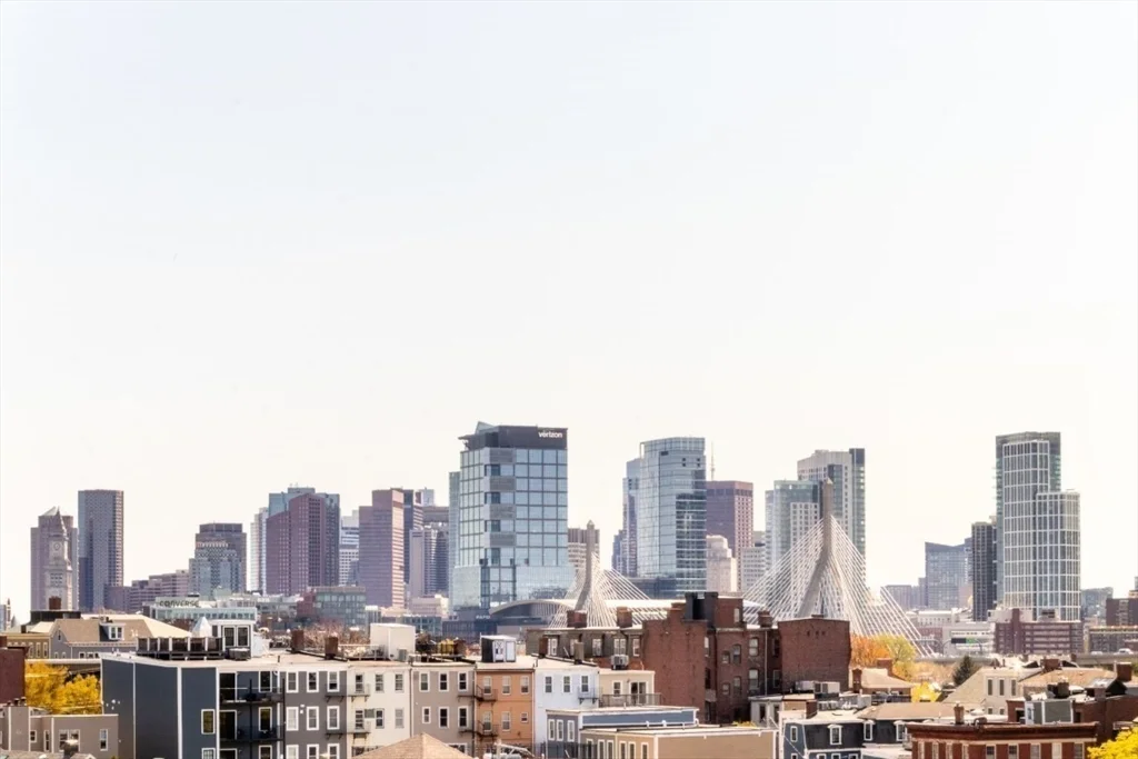 298A Bunker Hill St, Charlestown