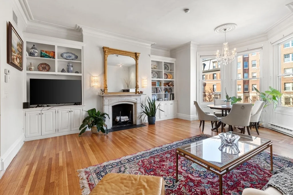 263 Beacon St, Back Bay