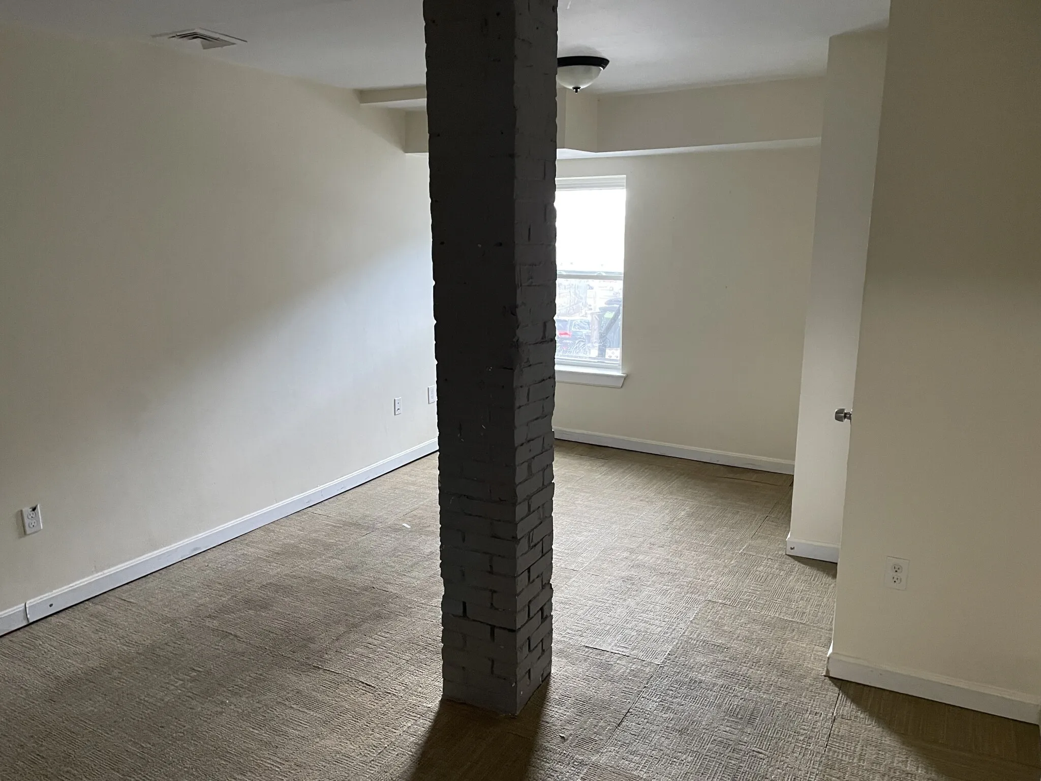 227 Roxbury St, Roxbury