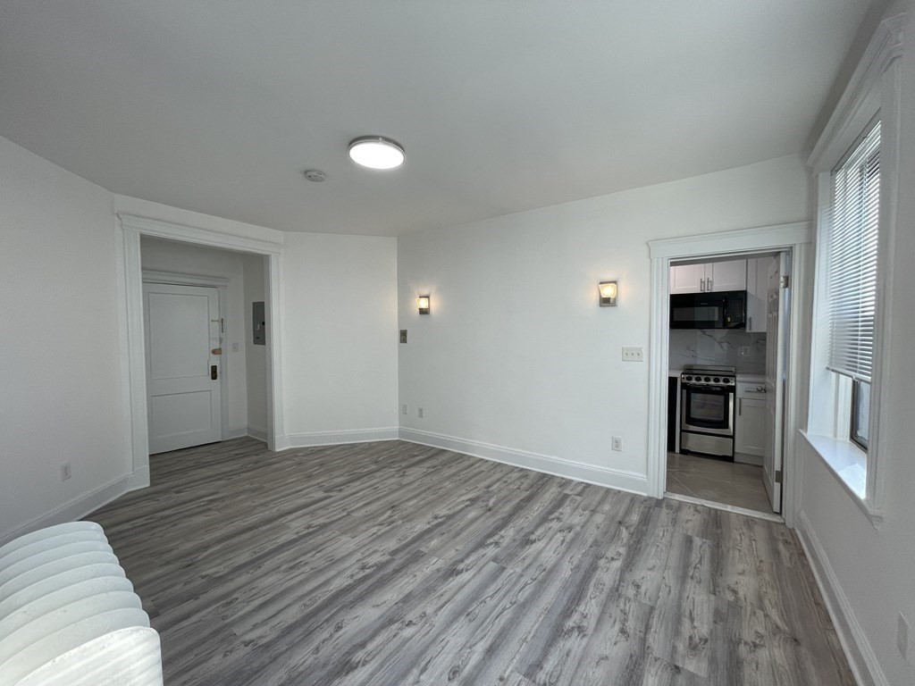 90 Brainerd Rd, Allston