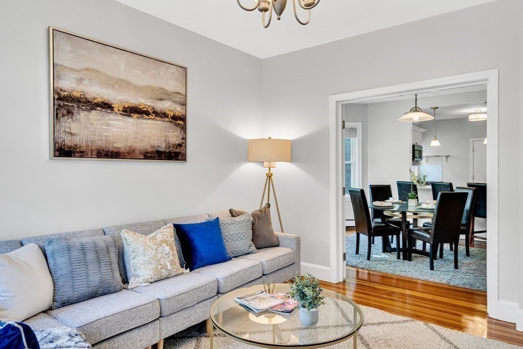 558 Washington St, Brighton