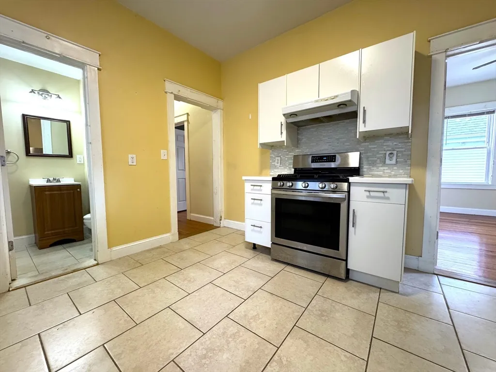 24 Weld Hill St, Jamaica Plain