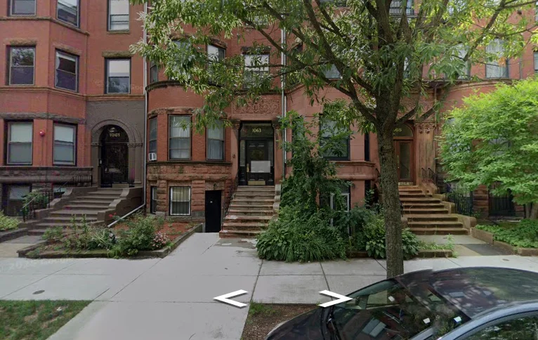 1063 Beacon St, Longwood