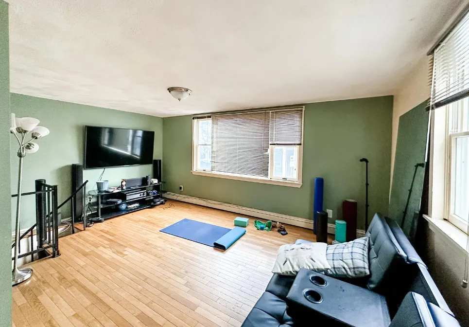 121 Spring St, East Cambridge