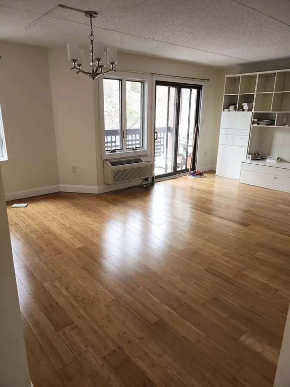 366 Quincy Ave, Quincy