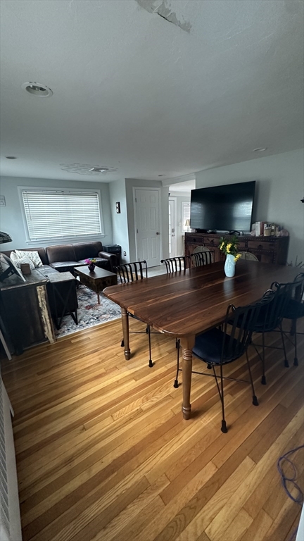 34 Brookline Ave Winter, Hull