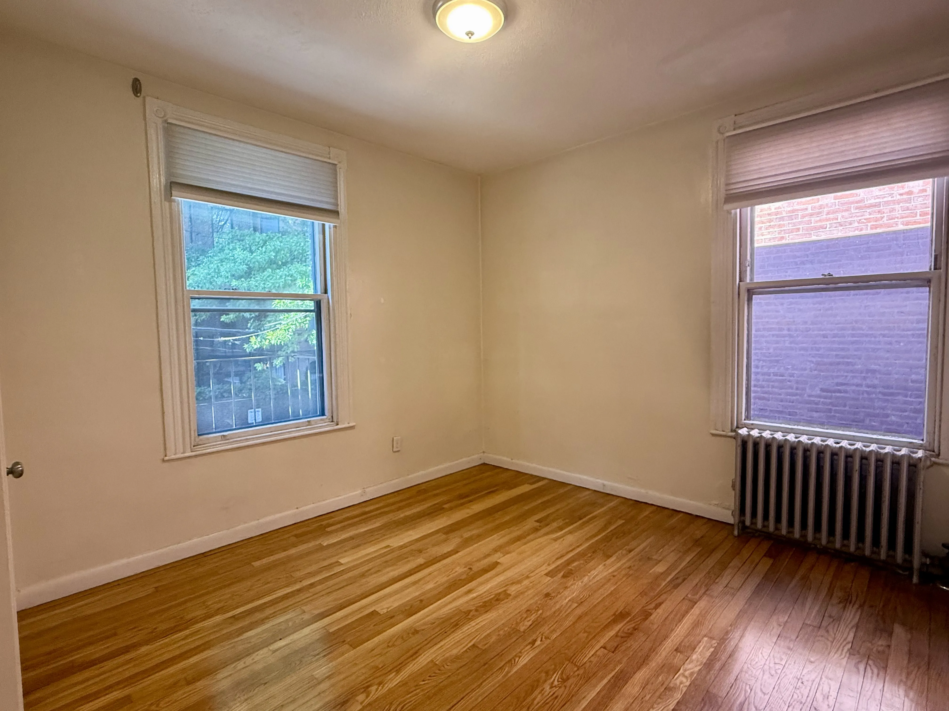 295 Newbury St, Back Bay