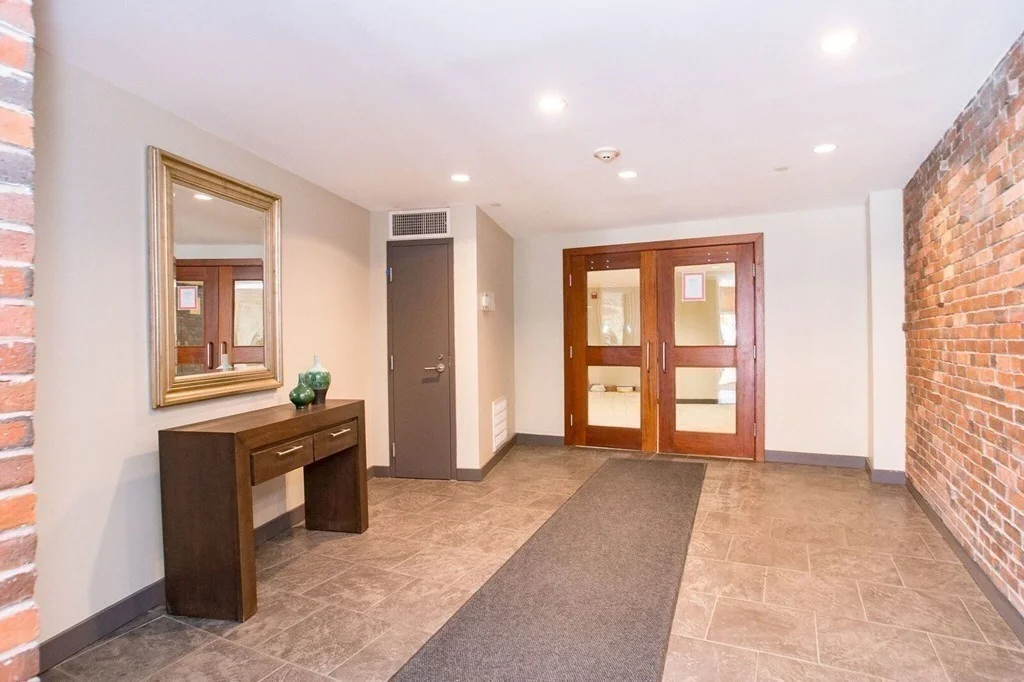 99 Chestnut Hill Ave, Brighton