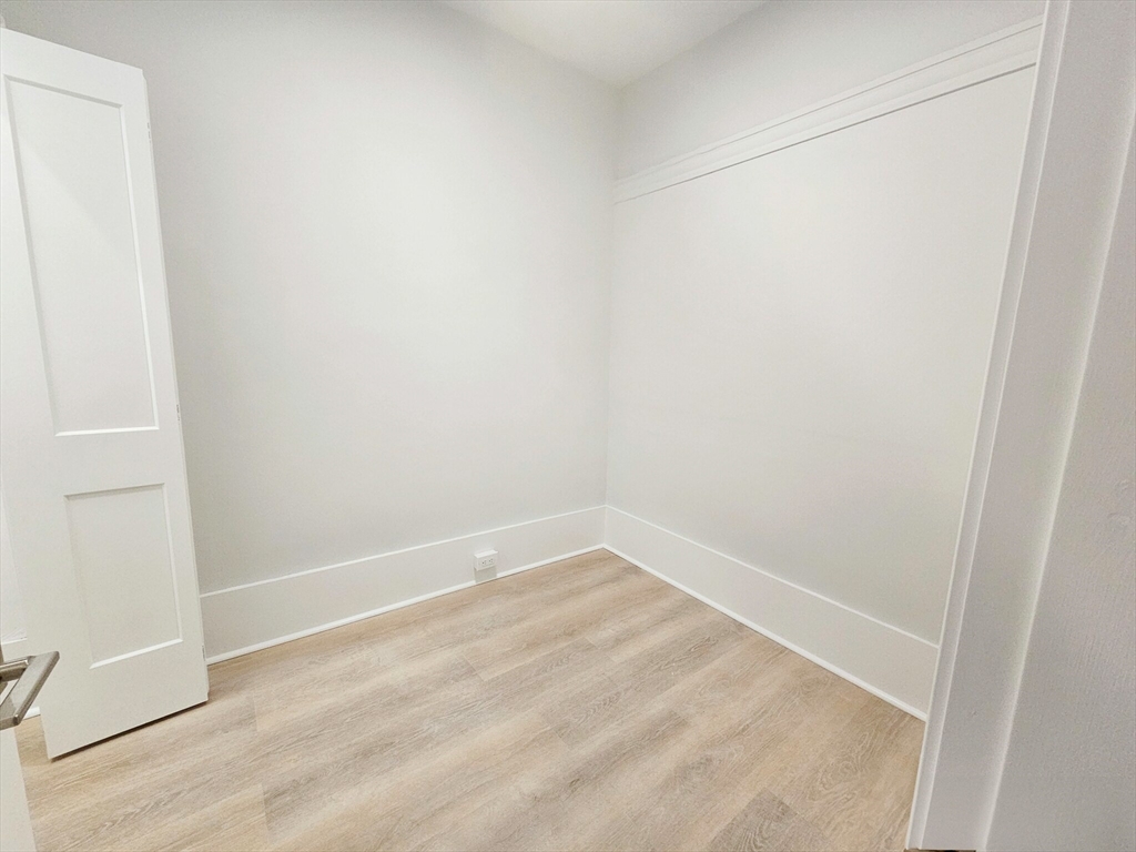 53 Joy St, Beacon Hill