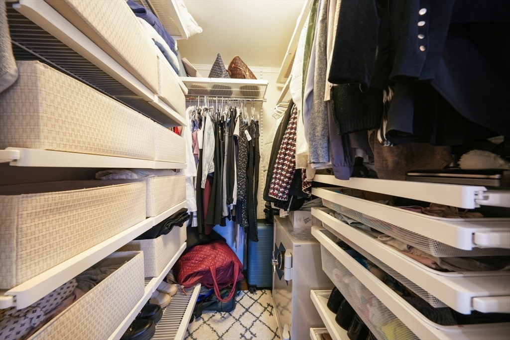 403 Marlborough St, Back Bay