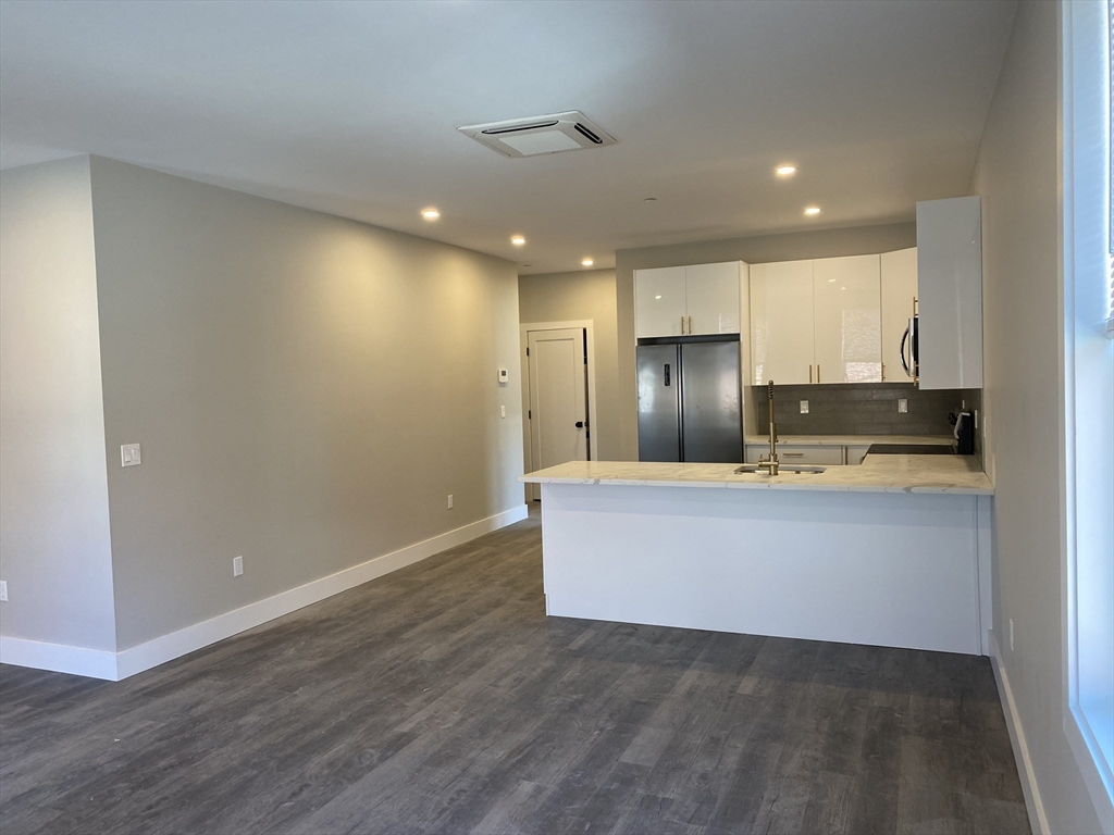 32 Norwood St, Dorchester