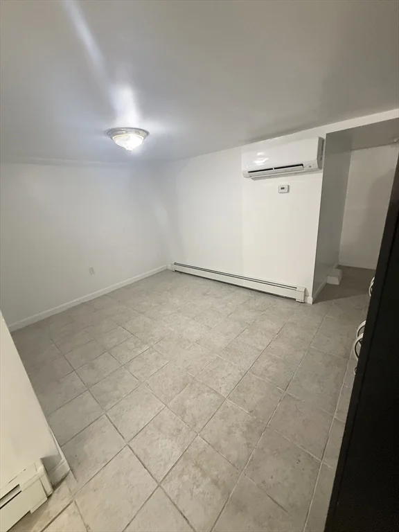 117 Coburn St, Lowell