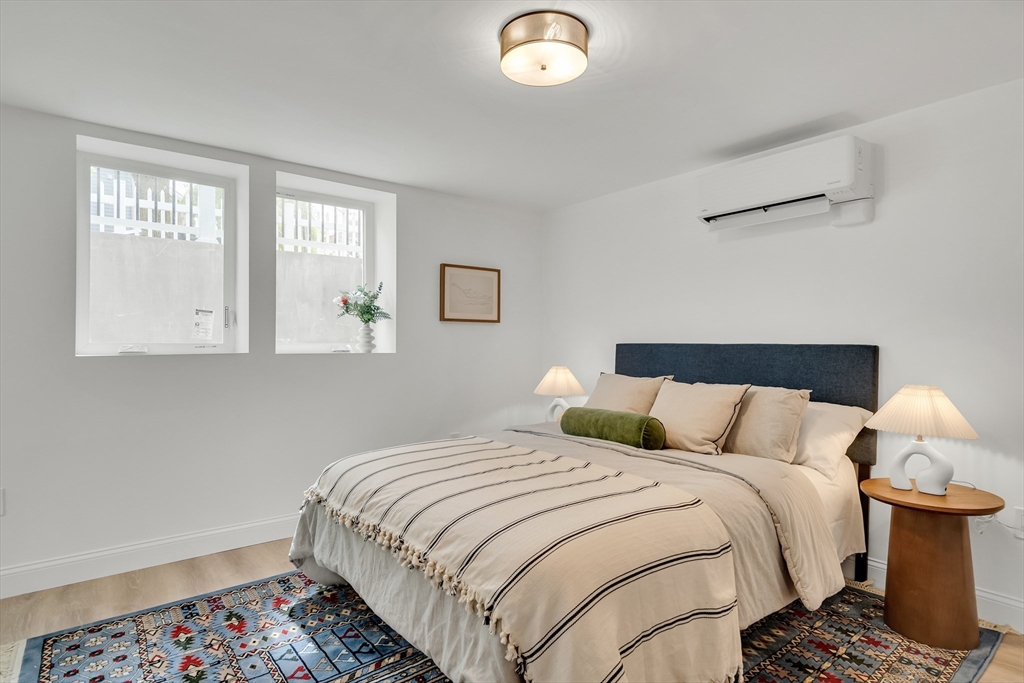 54 Park St, Ward Two