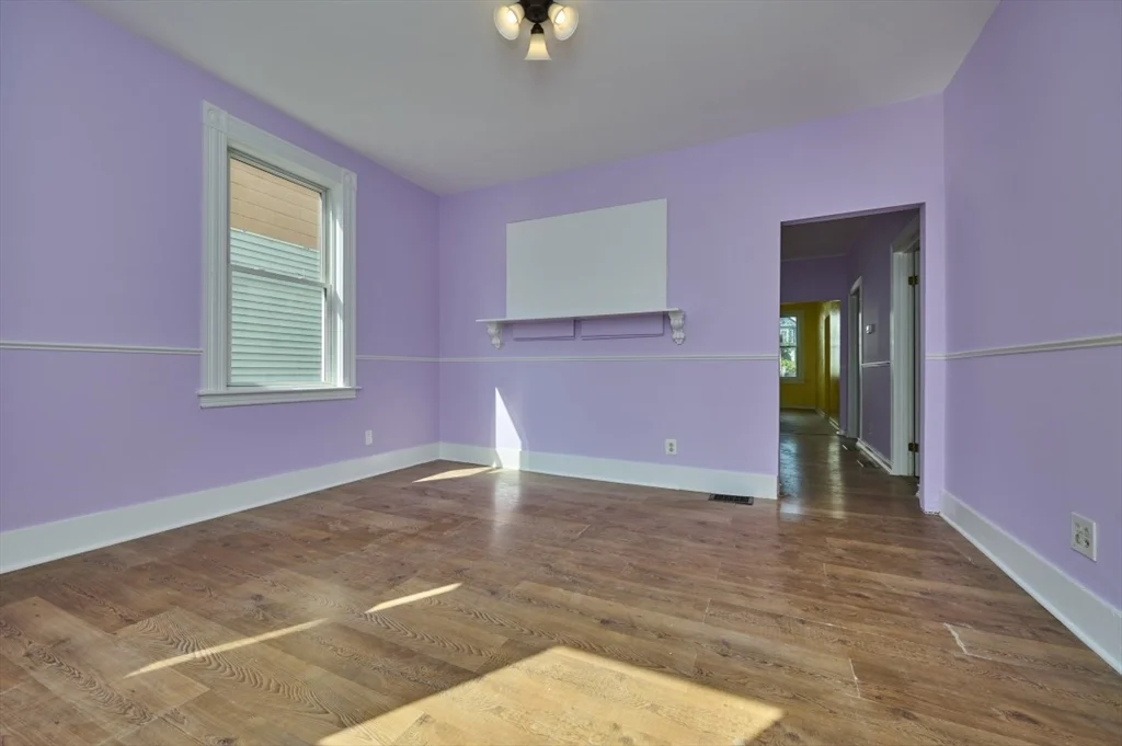 19 Whittier St, Lynn