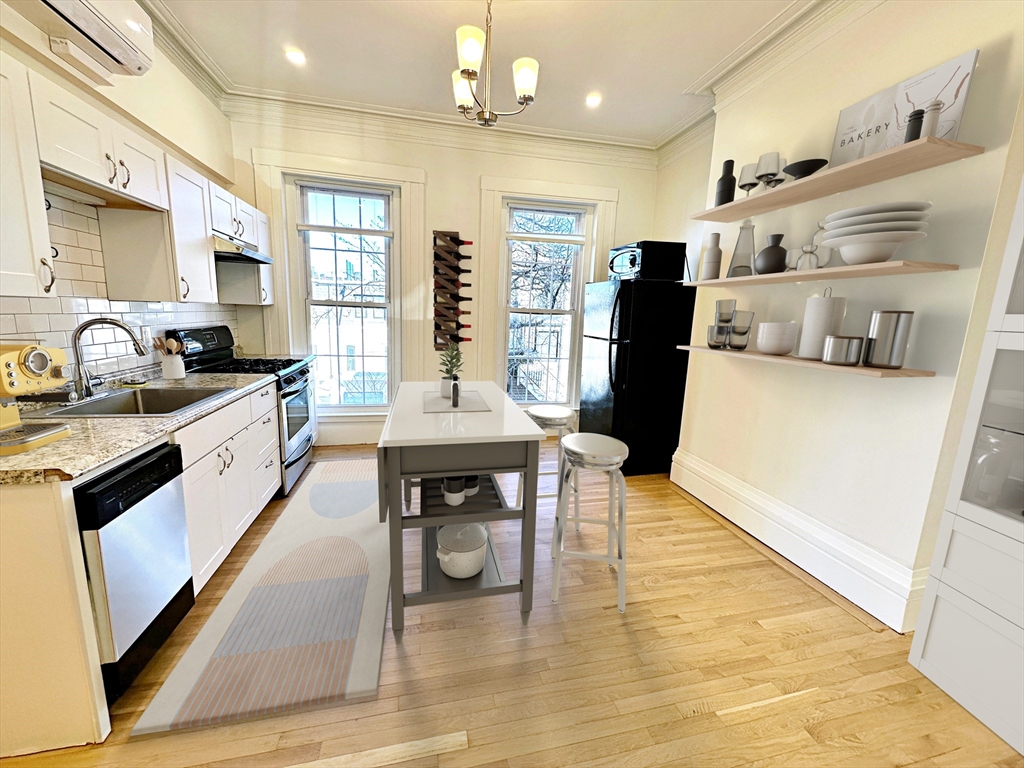 420 Sumner St, East Boston