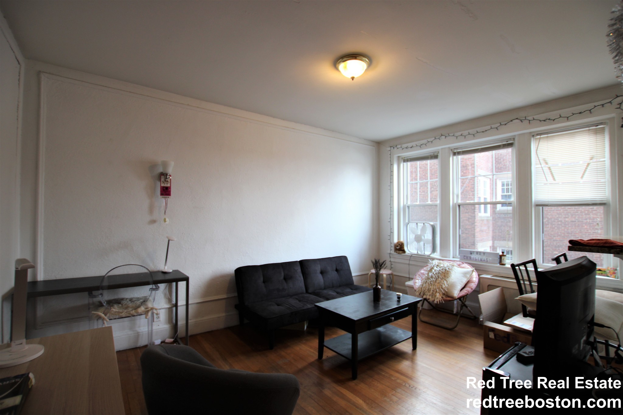 2003 Commonwealth Ave, Brighton